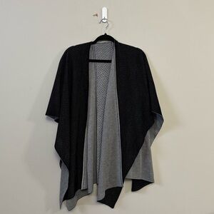 Lululemon Mandala grey/black reversible one size wrap cardigan sweater